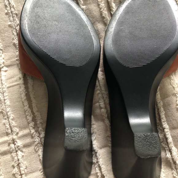 Sandals - Picture 4 of 4